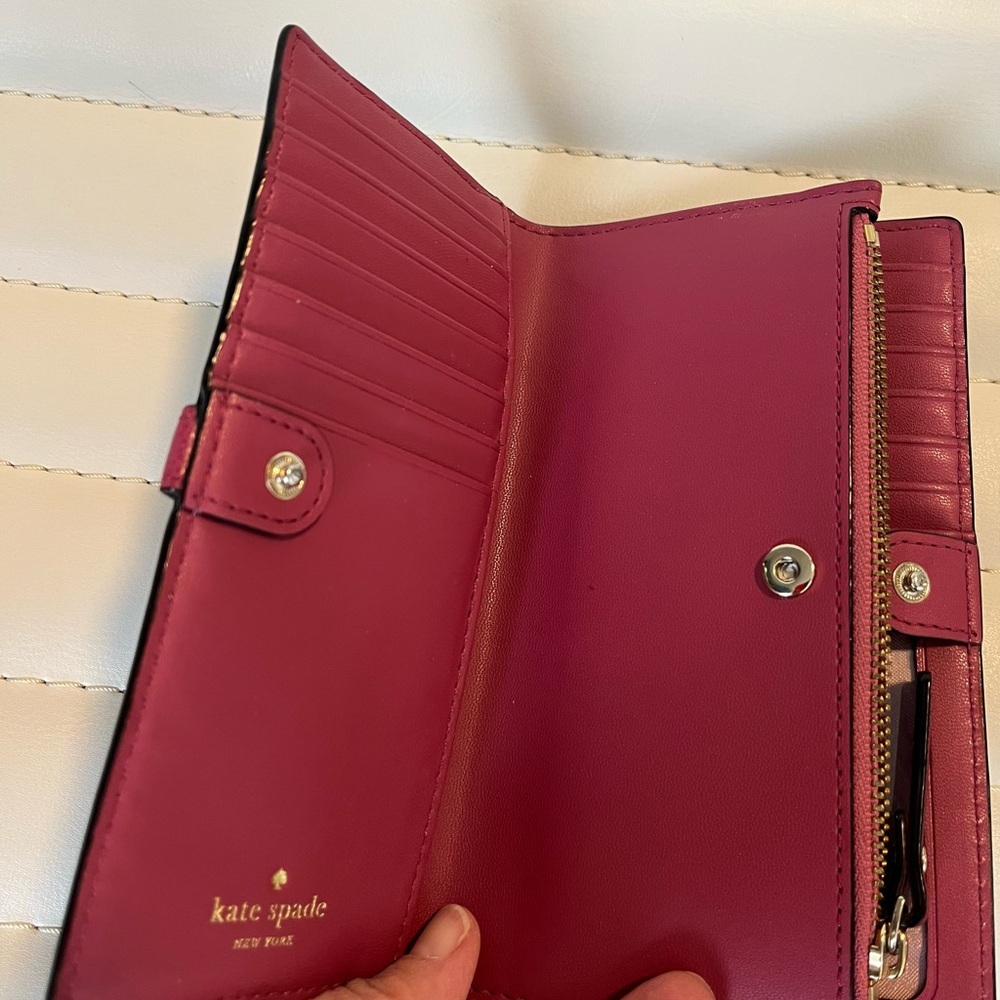 Kate Spade Raspberry Leather Wallet - Excellent Condition - Picture 5 of 5
